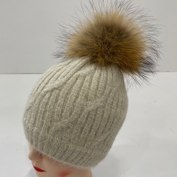 Knit Cable Beanie with Real Fox Fur Pom - Picture 1 of 1